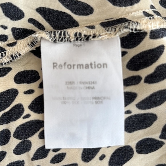 Reformation “Britten” cheetah-print silk-satin midi dress - Picture 7 of 8